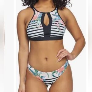 NWT Skye 2 piece swimsuit. Sz xl.